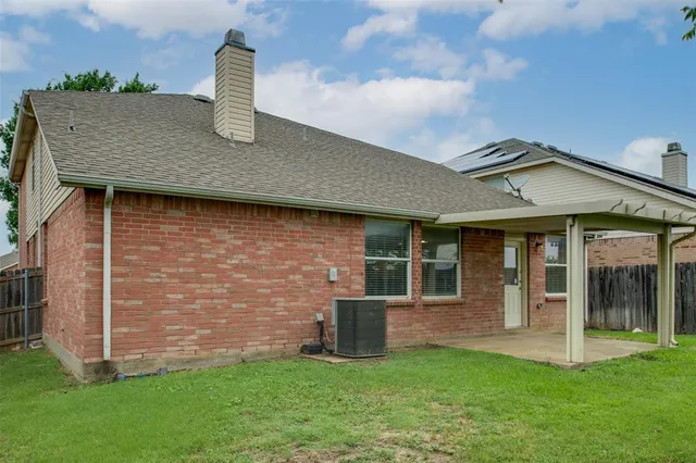 $2,195 | 7644 Indigo Ridge Drive, Fort Worth, TX 76131