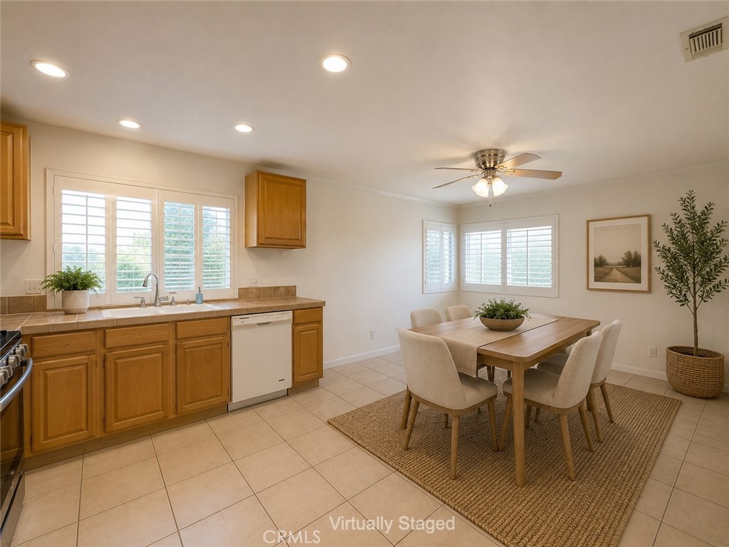 2735 Brockton Avenue Riverside, CA 92501 - Photo 5 of 48 Virtually Staged