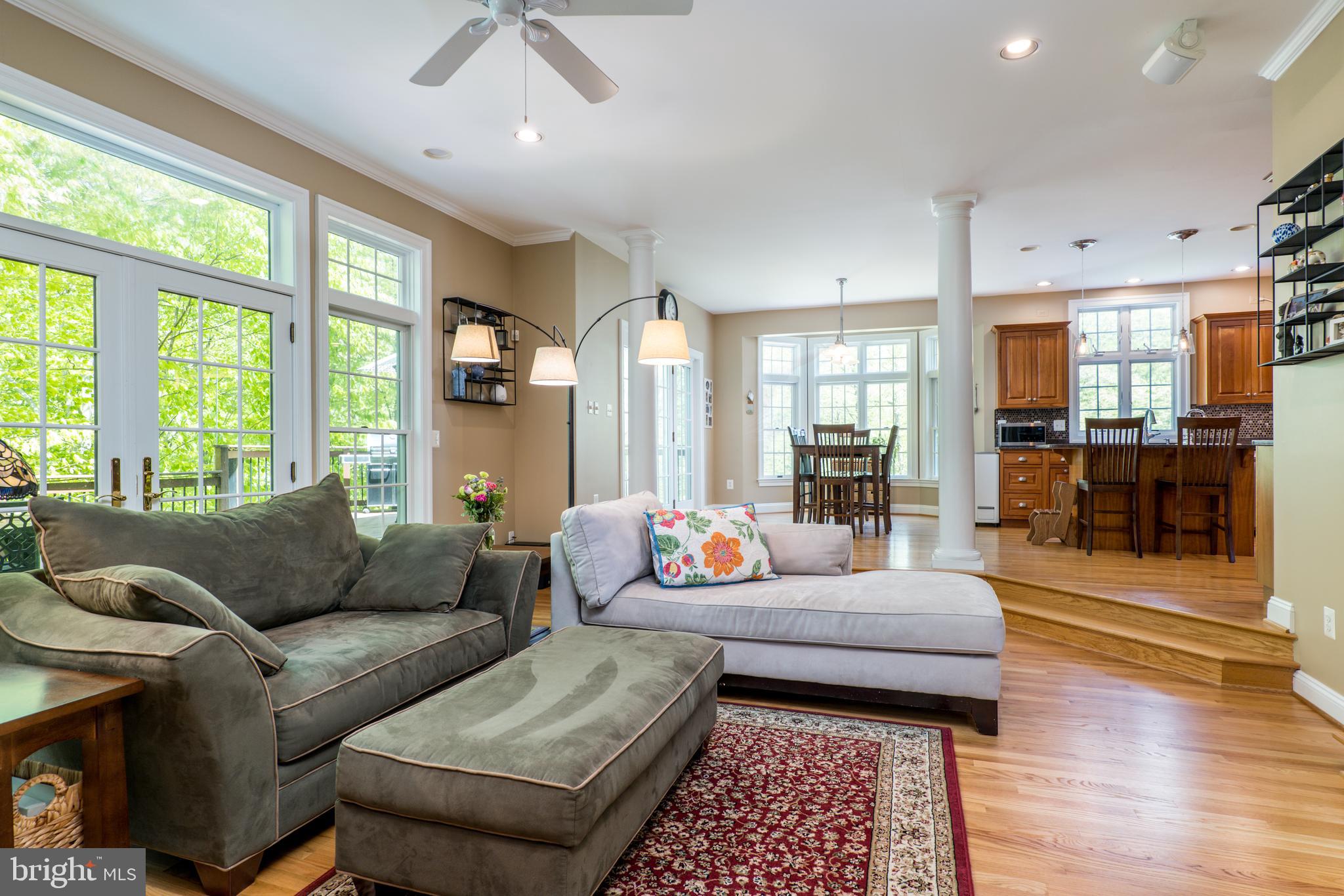 1500 Magers Landing Road Monkton, MD 21111 - Photo 11 of 37 Lots of natural light and transom windows