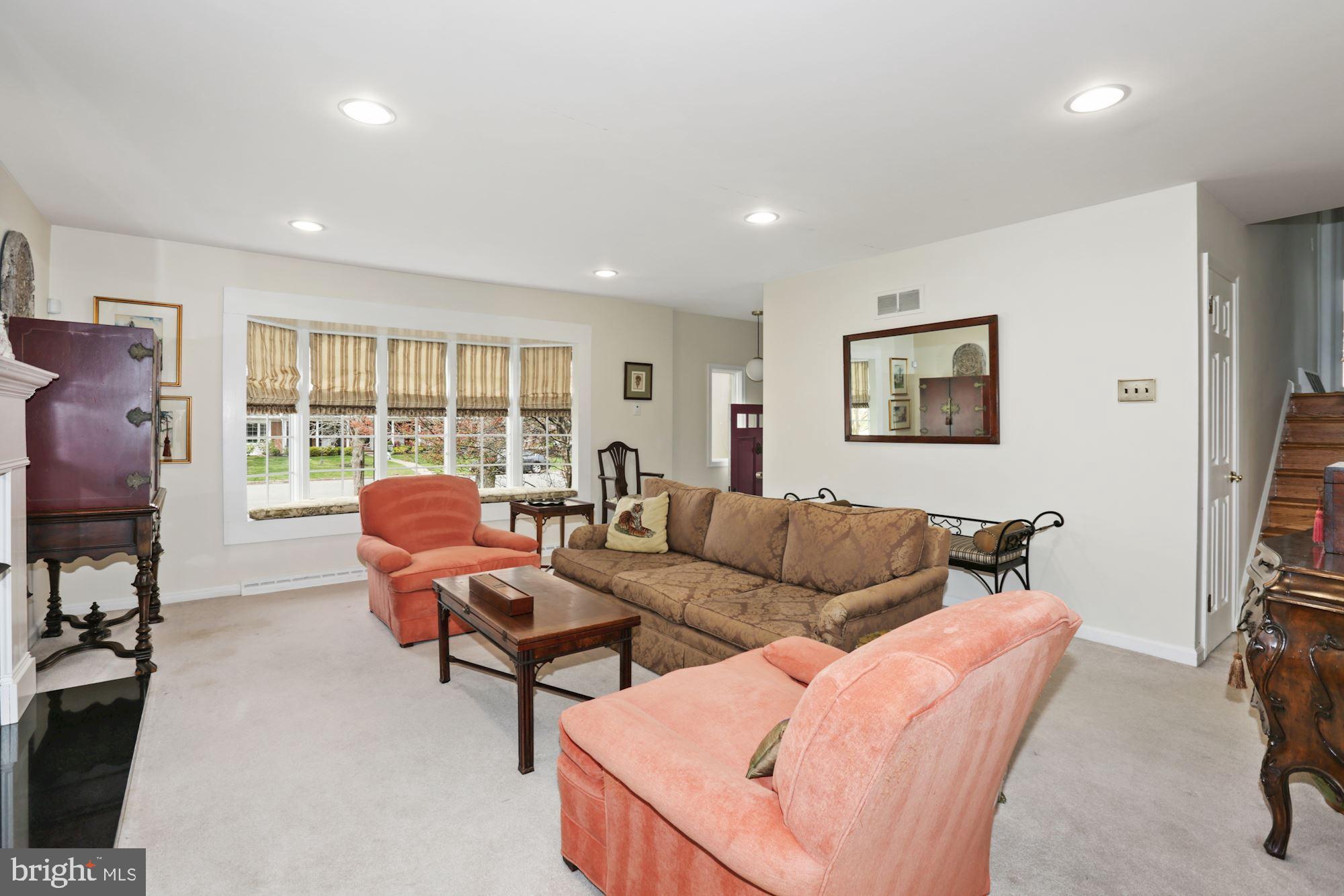 118 Devon Road Cinnaminson, NJ 08077 - Photo 4 of 60 Gallery Image 4