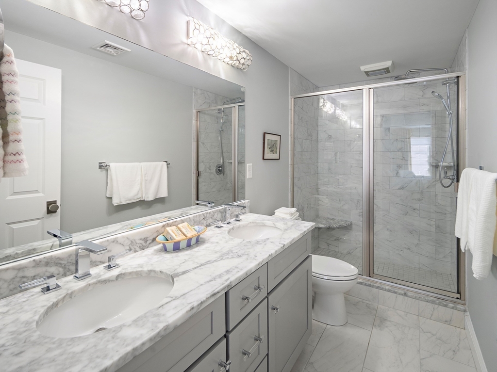 42 Pleasant Street, Unit 14 Stoneham, MA 02180 - Photo 11 of 28