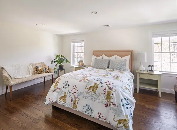 $825,000 | 42 Pleasant Street, Unit 14, Stoneham, MA 02180