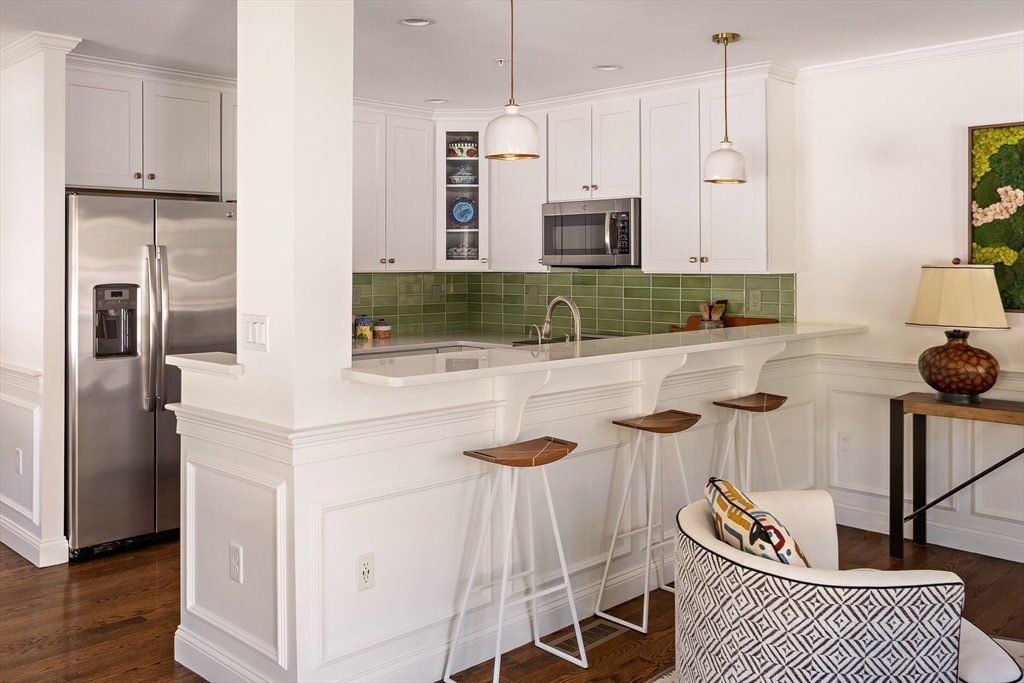 42 Pleasant Street, Unit 14 Stoneham, MA 02180 - Photo 4 of 28