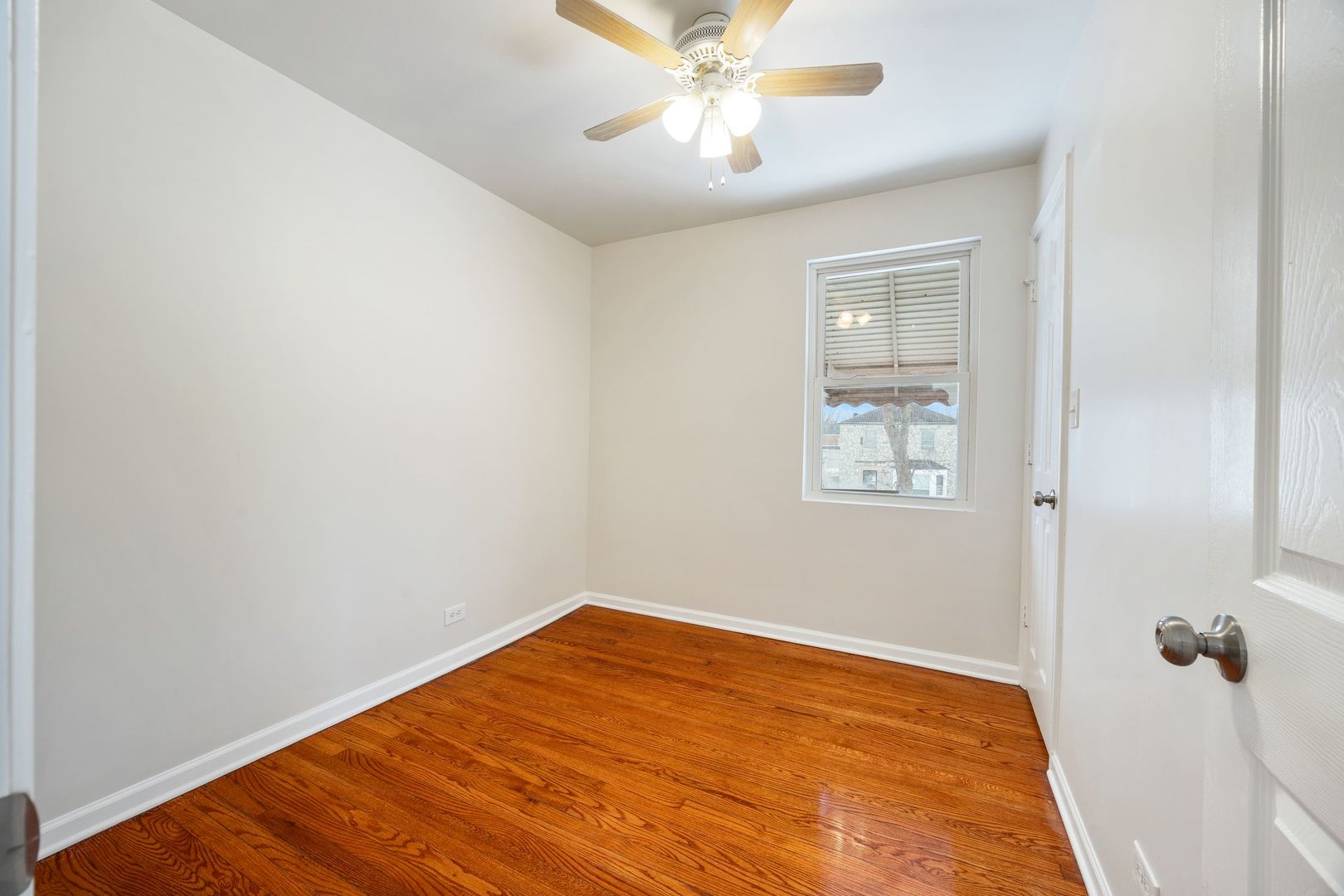 406 West 99th Place Chicago, IL 60628 - Photo 9 of 15