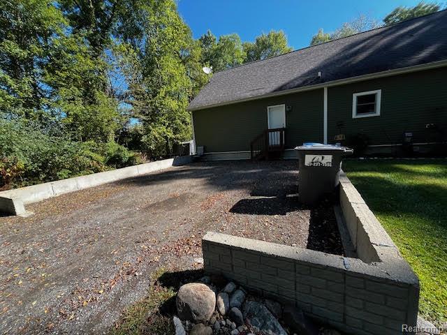 895 Jennings Road Whitmore Lake, MI 48189 - Photo 29 of 49 Gallery Image 29