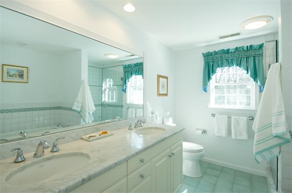 132 Hartwell Road Carlisle, MA 01741 - Photo 19 of 28 Gallery Image 19