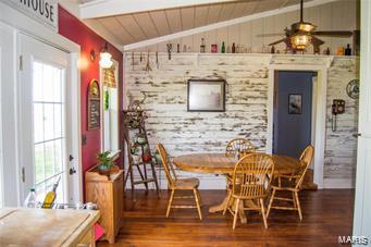 32602 Delhi Road Brighton, IL 62012 - Photo 24 of 52