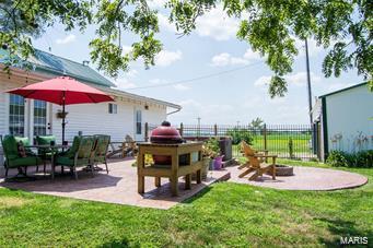 32602 Delhi Road Brighton, IL 62012 - Photo 33 of 52