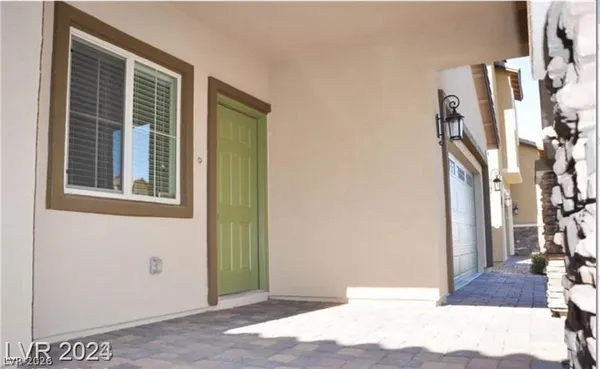 $2,595 | 8333 Spanish Creek Court, Las Vegas, NV 89113