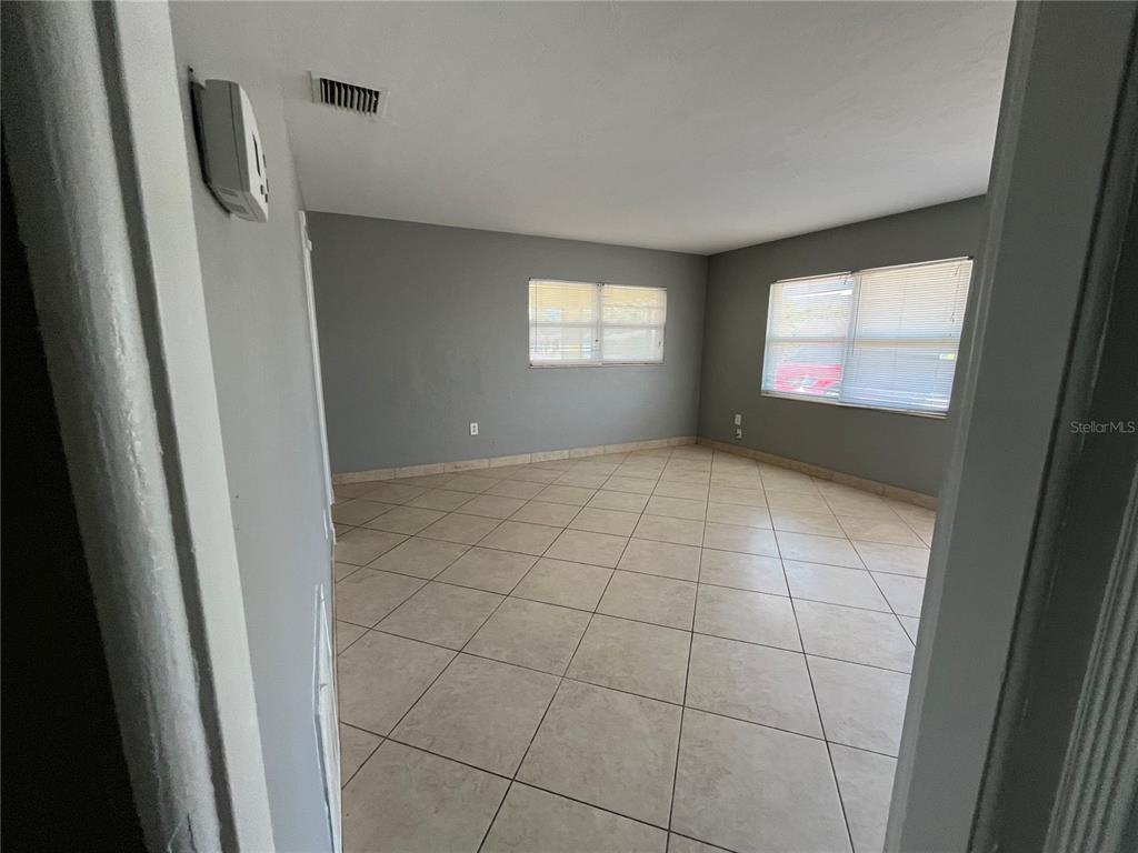 2154 Inner Cass Circle Sarasota, FL 34231 - Photo 22 of 28