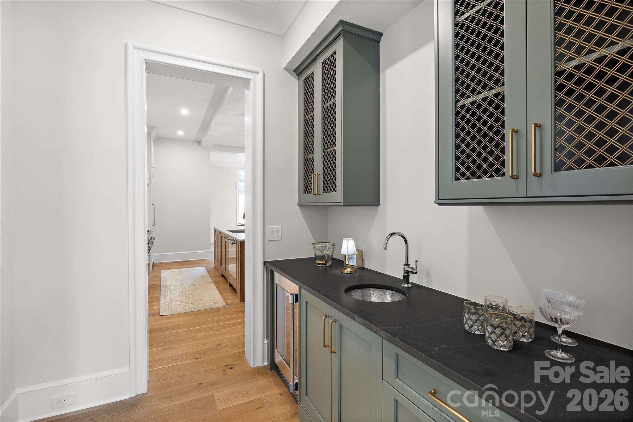 4811 Gaynor Road Charlotte, NC 28211 - Photo 8 of 48