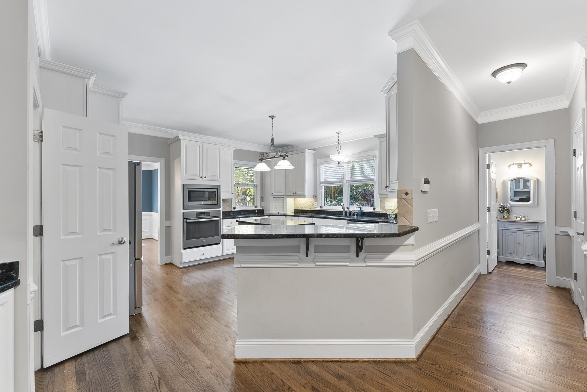 5637 Pine Drive Raleigh, NC 27606 - Photo 21 of 68 Photo 22