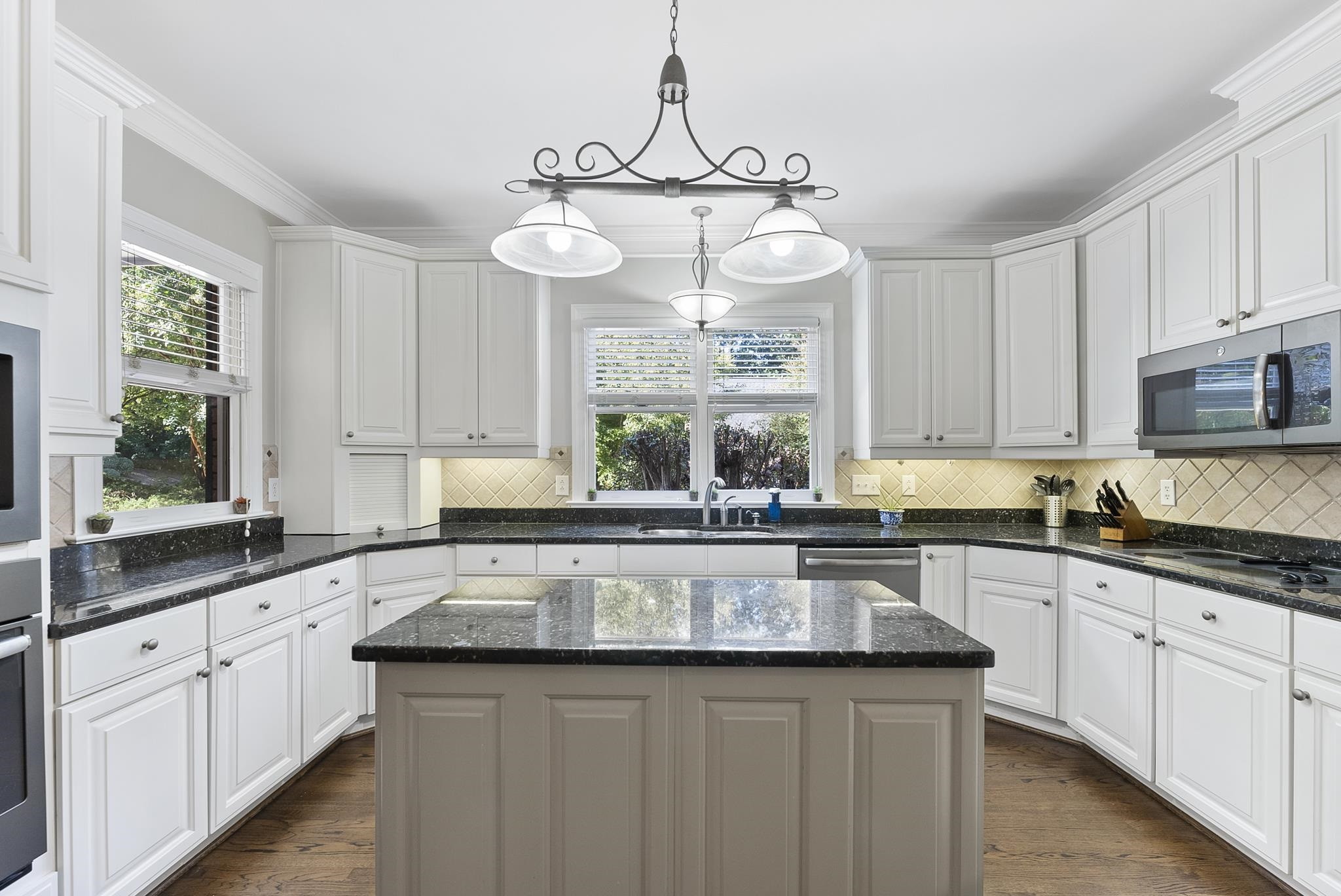 5637 Pine Drive Raleigh, NC 27606 - Photo 22 of 68 Photo 23