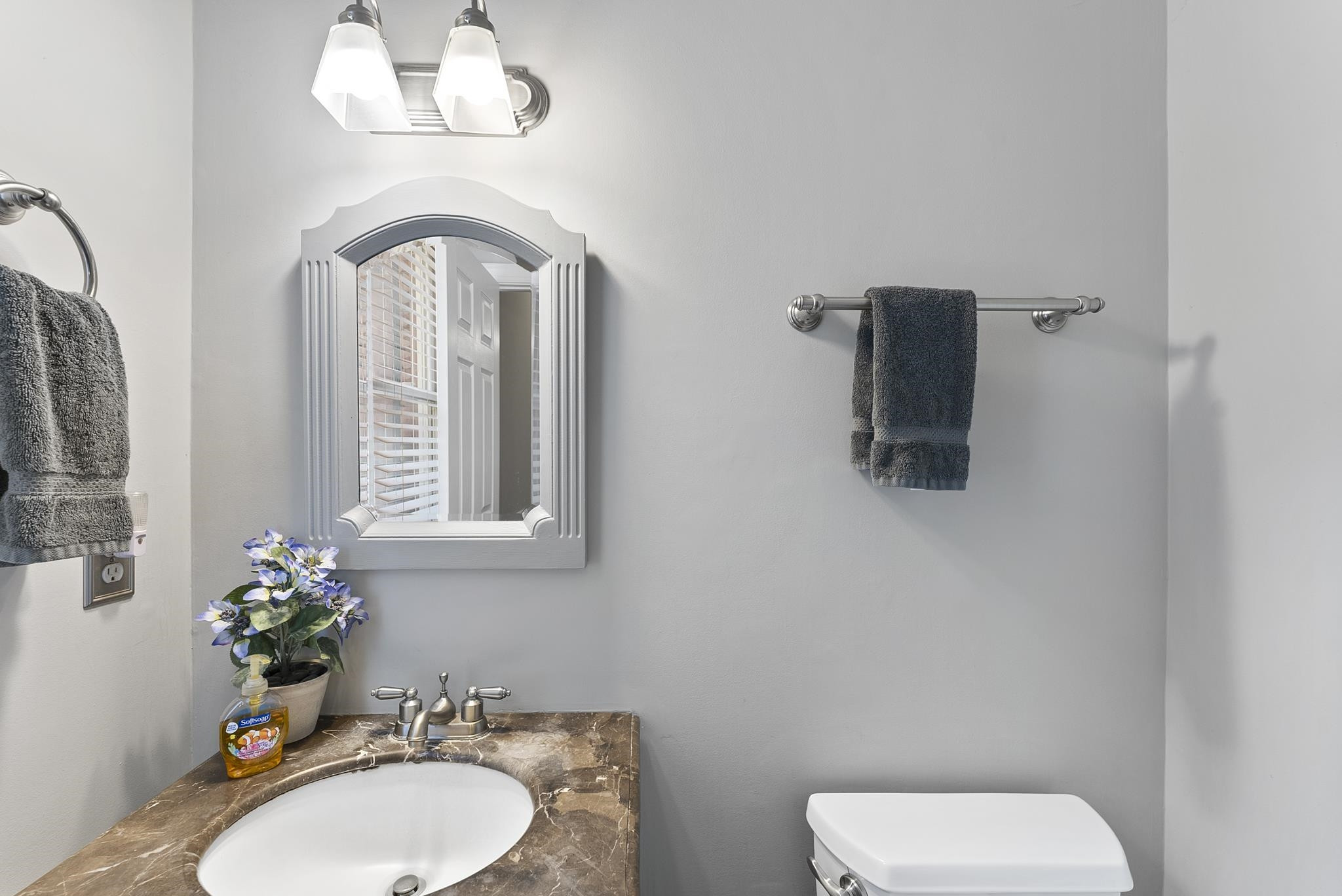 5637 Pine Drive Raleigh, NC 27606 - Photo 26 of 68 Photo 27