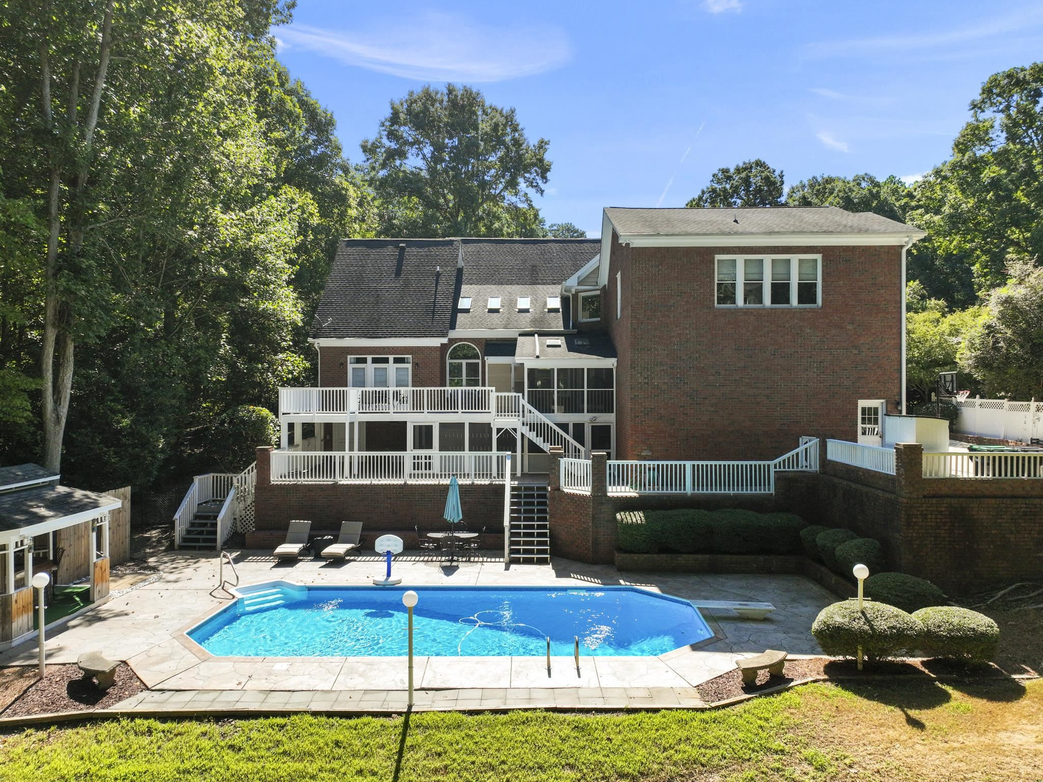 5637 Pine Drive Raleigh, NC 27606 - Photo 8 of 68 Photo 9