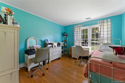 $625,000 | 14 Earlwood Drive, Poughkeepsie, NY 12603