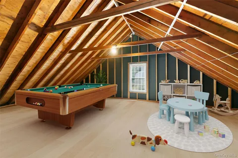 $625,000 | 14 Earlwood Drive, Poughkeepsie, NY 12603