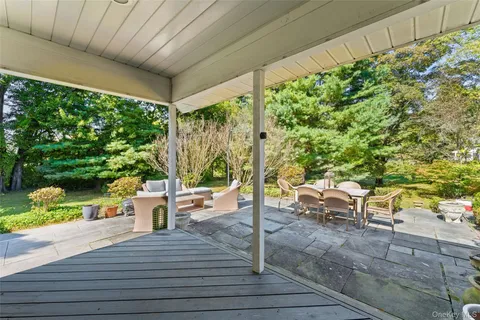 $625,000 | 14 Earlwood Drive, Poughkeepsie, NY 12603