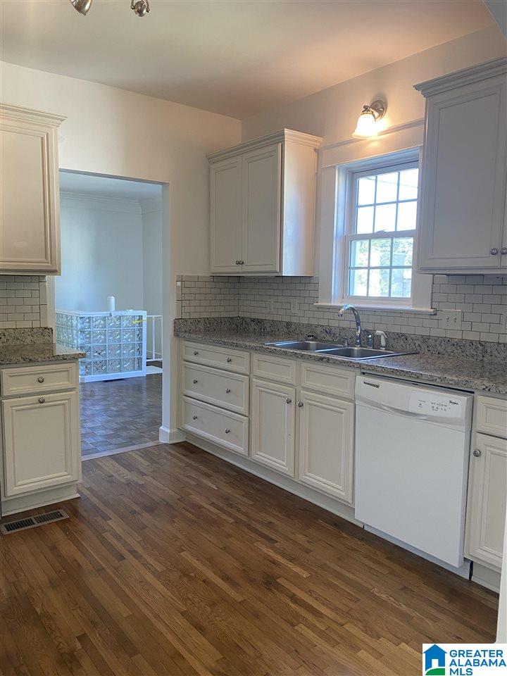 2011 Lancaster Road Birmingham, AL 35209 - Photo 10 of 24