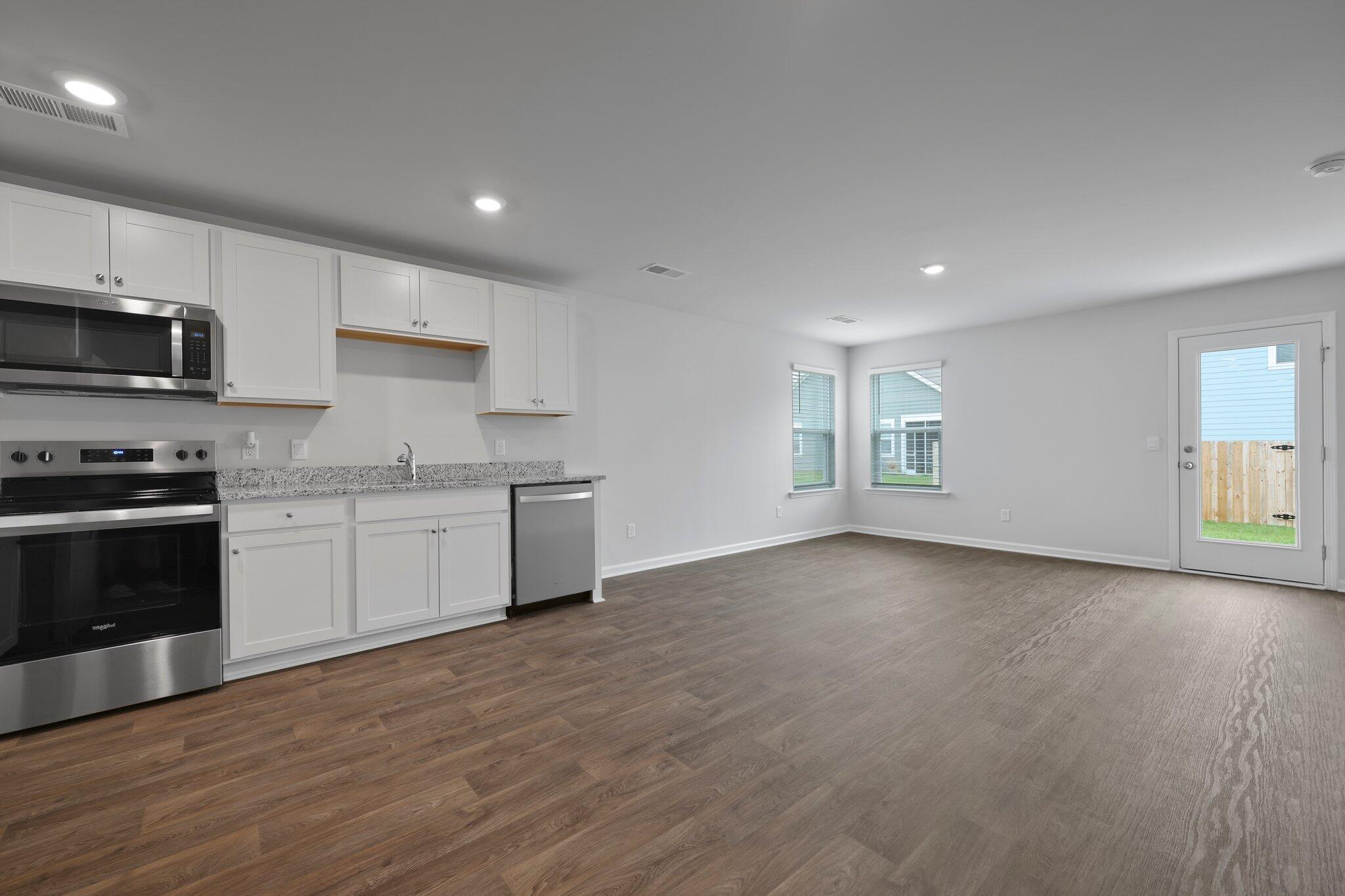 701 Striped Bass Court Santee, SC 29142 - Photo 6 of 19 21-web-or-mls-550A0421