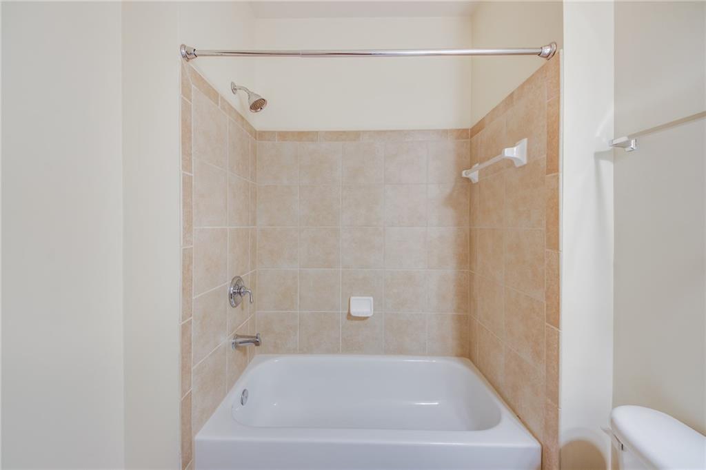 2776 Loftview Square Atlanta, GA 30339 - Photo 30 of 34