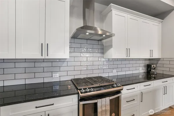 $825,000 | 2678 Terry Lane, Enumclaw, WA 98022