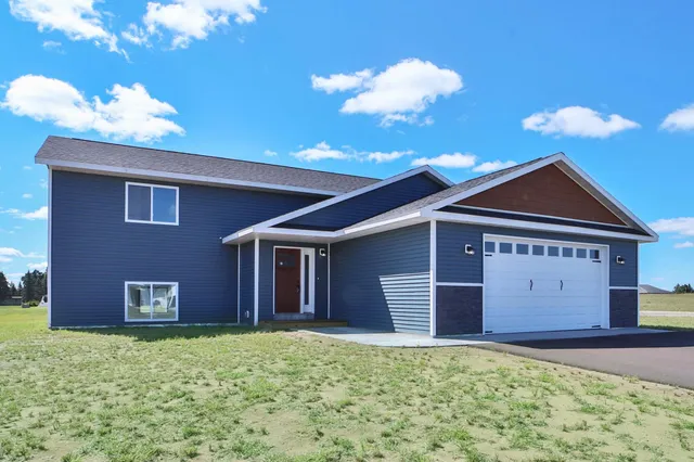 $399,900 | 402 Norway Court, Staples, MN 56479