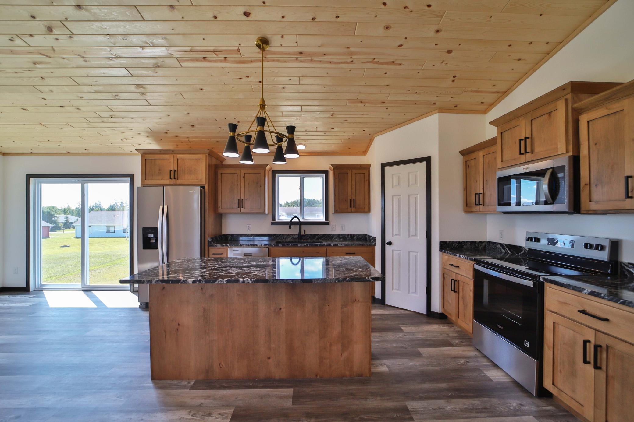 402 Norway Court Staples, MN 56479 - Photo 7 of 41