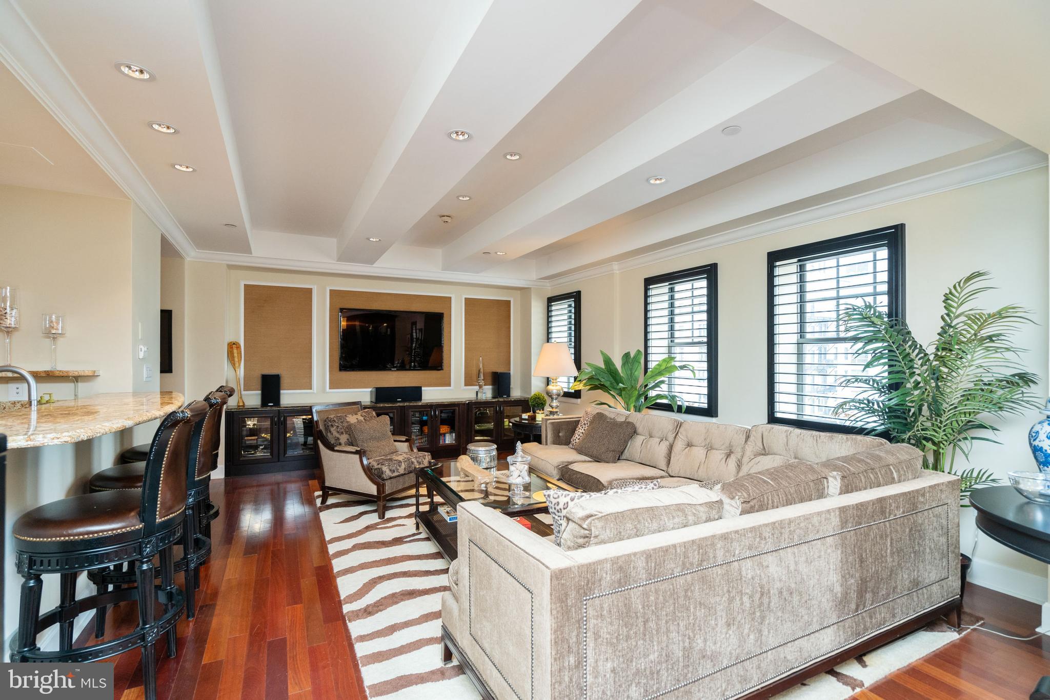 1701 Locust Street, Unit 1514 Philadelphia, PA 19103 - Photo 3 of 23