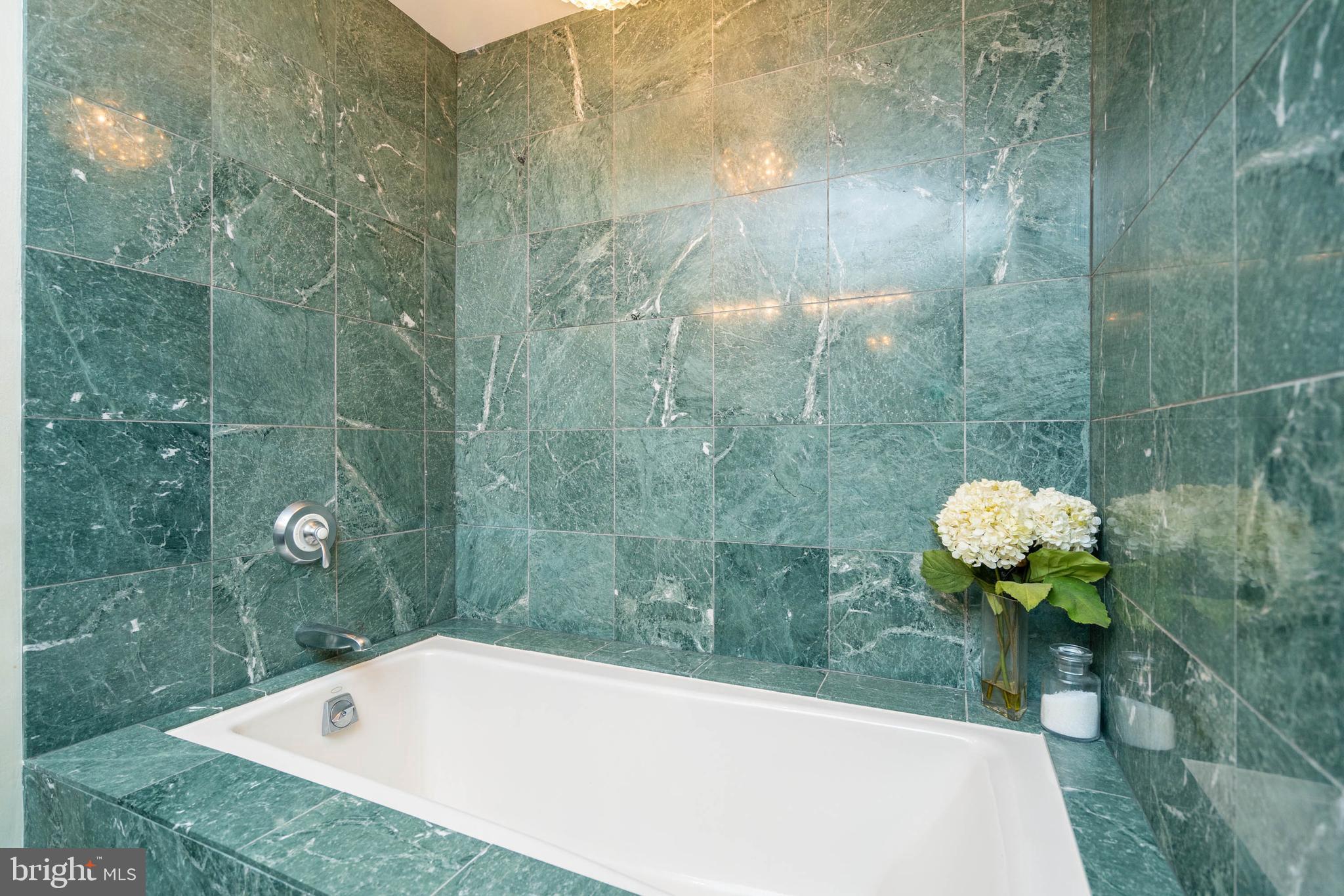 1701 Locust Street, Unit 1514 Philadelphia, PA 19103 - Photo 10 of 23