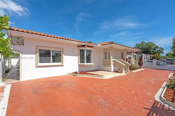 $3,500 | 201 Southwest 51st Court, Unit 1, Miami, FL 33134