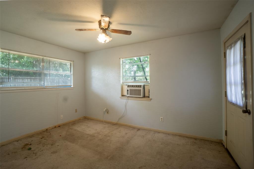 22330 State Highway 64 Canton, TX 75103 - Photo 16 of 33 a view of an empty room with a window