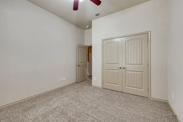 a view of backyard with garden