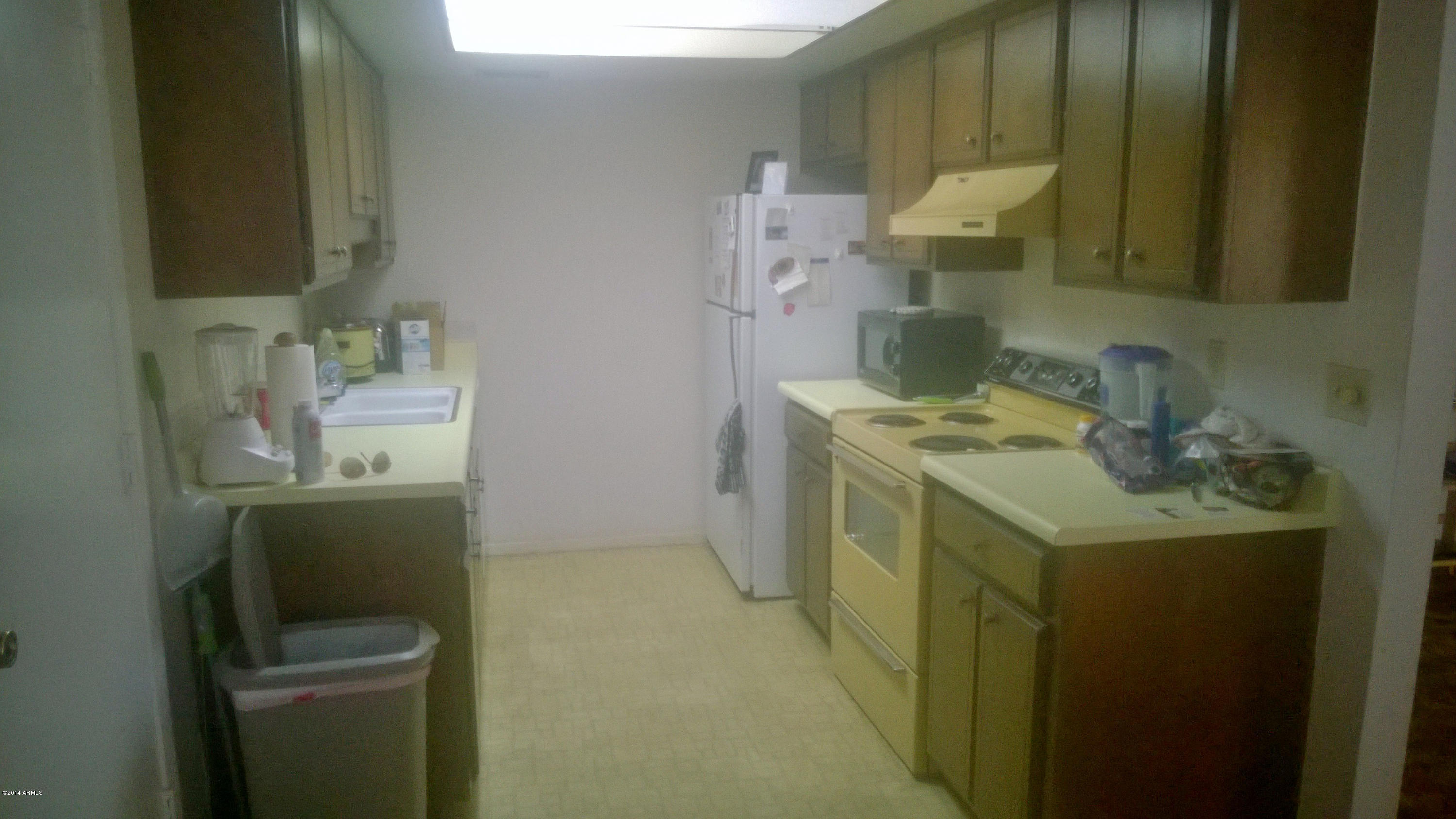 9515 West Mountain View Road, Unit A Peoria, AZ 85345 - Photo 2 of 21 Kitchen