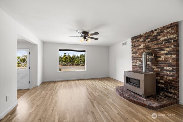13021 Pulver Road Mount Vernon, WA 98273 - Photo 7 of 37 Gallery Image 7