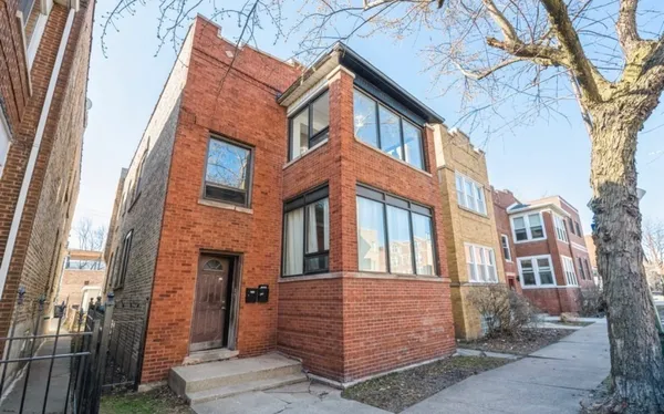 $3,100 | 3116 North Damen Avenue, Unit G, Chicago, IL 60618