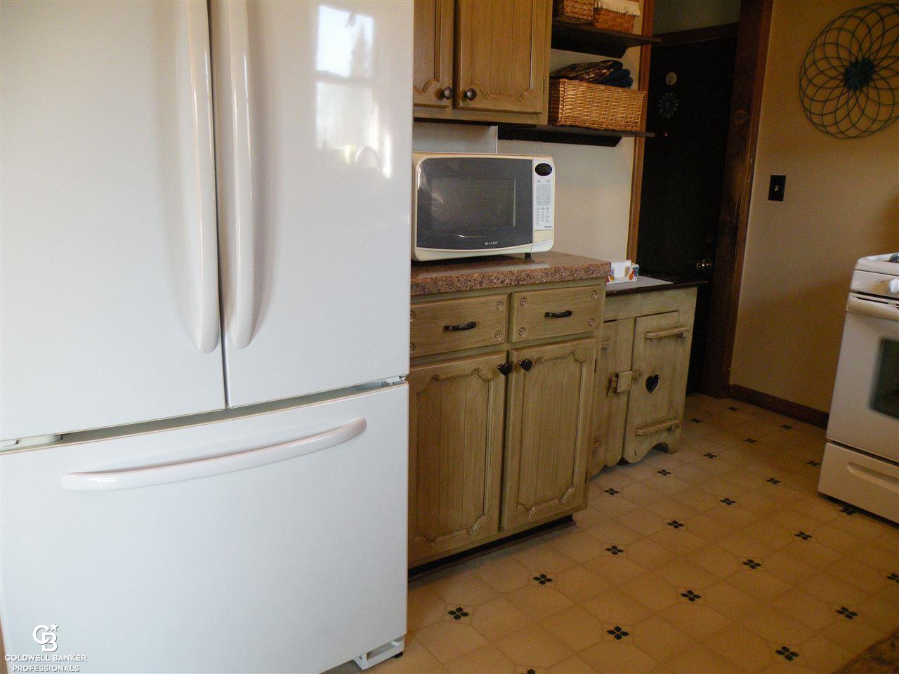 1005 Bauman Road Columbus, MI 48063 - Photo 10 of 29 31373521-9.JPG