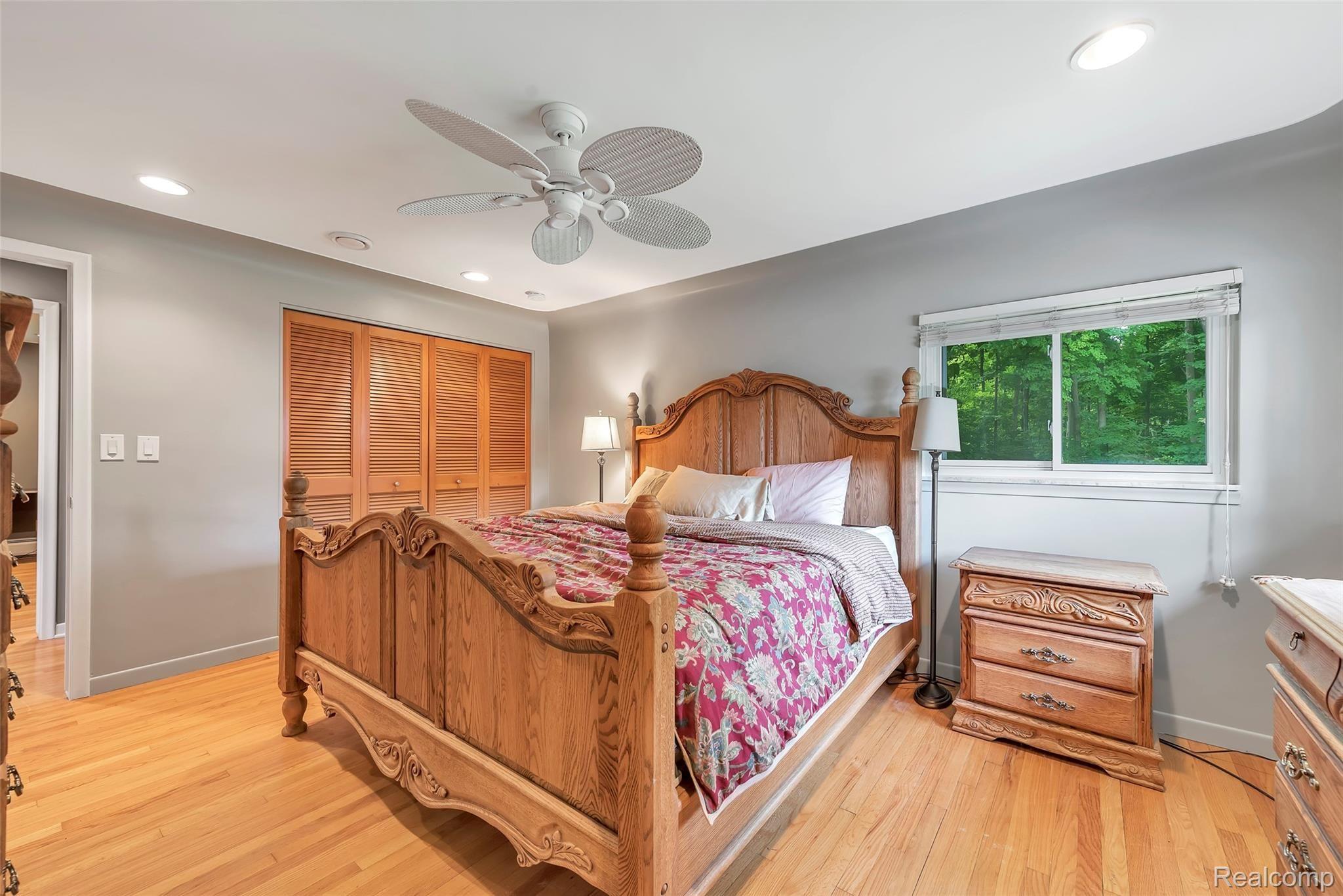 60451 Kunstman Road Ray, MI 48096 - Photo 24 of 39 Jays-Kuntsman-windowstill-33.jpg