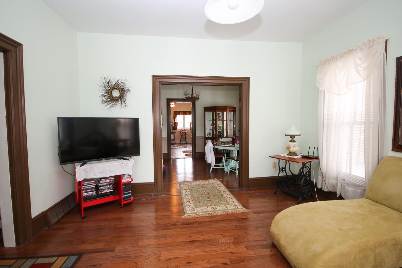 323 Main Street Blanchard, MI 49310 - Photo 19 of 55 1896876-18.JPG
