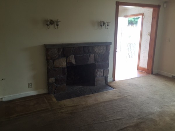 18 Birchcroft Road Boston, MA 02136 - Photo 5 of 12 Gallery Image 5