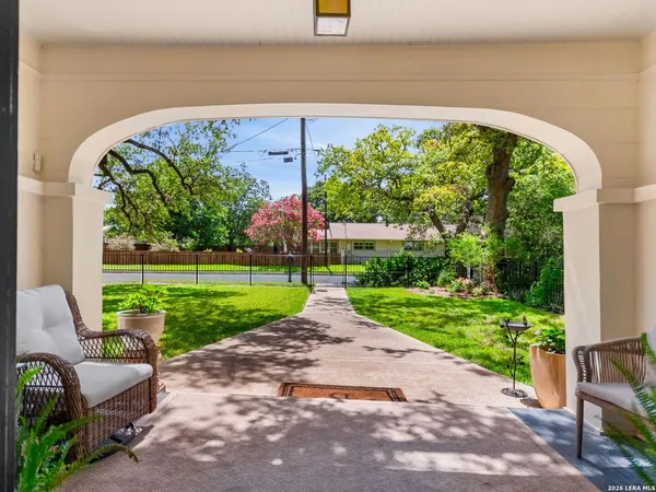 $639,000 | 205 2nd Street, Boerne, TX 78006