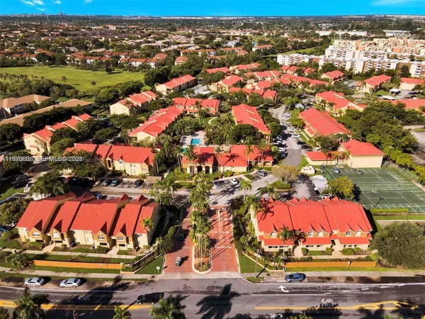 $2,300 | 18336 Northwest 68th Avenue, Unit I, Hialeah, FL 33015