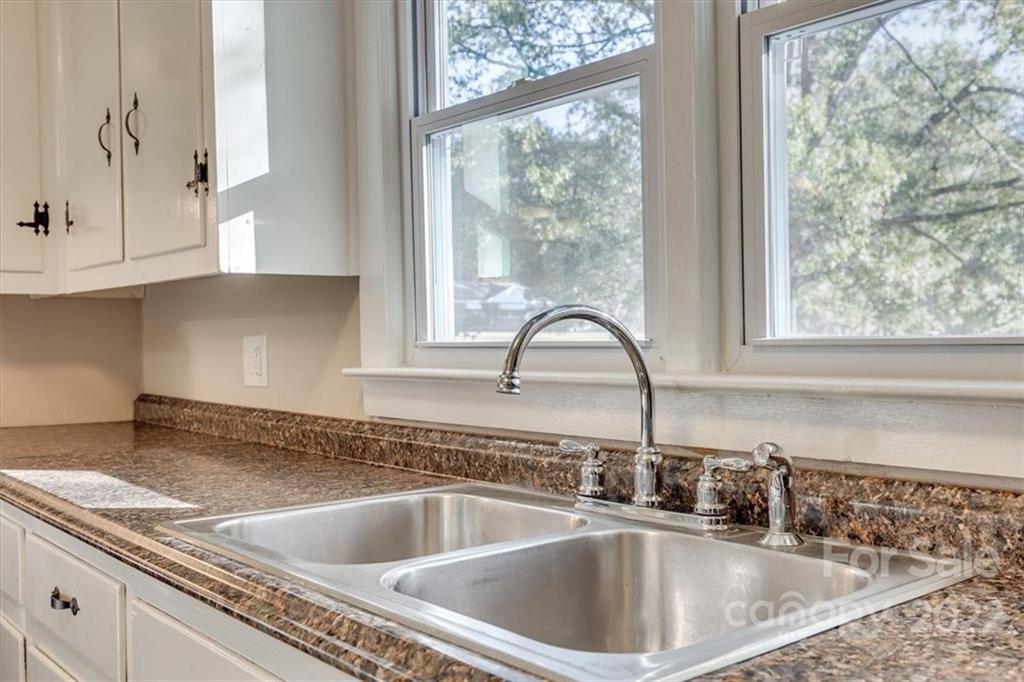 2063 Robert H Kirk Road Lancaster, SC 29720 - Photo 11 of 27 Gallery Image 11