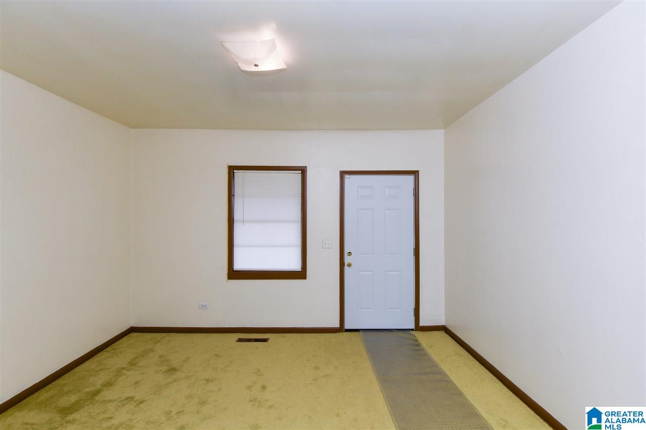 217 57th Street Fairfield, AL 35064 - Photo 3 of 32