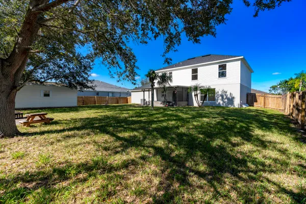 $3,800 | 2056 Southwest Grant Avenue, Port St. Lucie, FL 34953