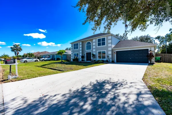 $3,800 | 2056 Southwest Grant Avenue, Port St. Lucie, FL 34953
