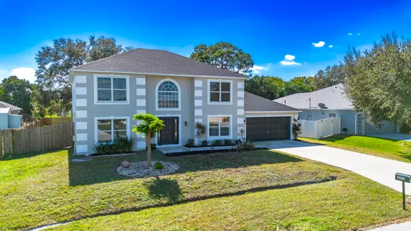 $3,800 | 2056 Southwest Grant Avenue, Port St. Lucie, FL 34953