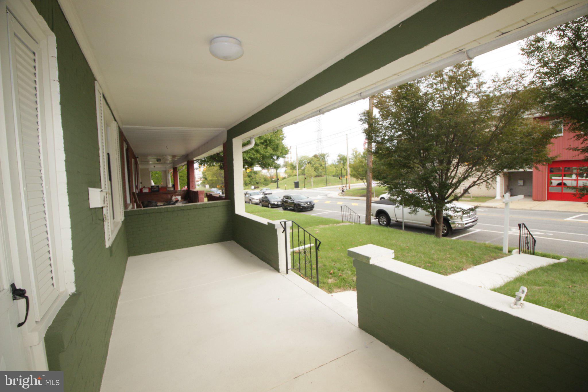 Covered front patio