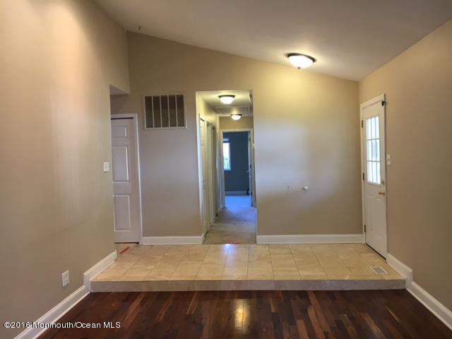 37 Chelsea Road Jackson, NJ 08527 - Photo 13 of 24 351-535041 living- dining