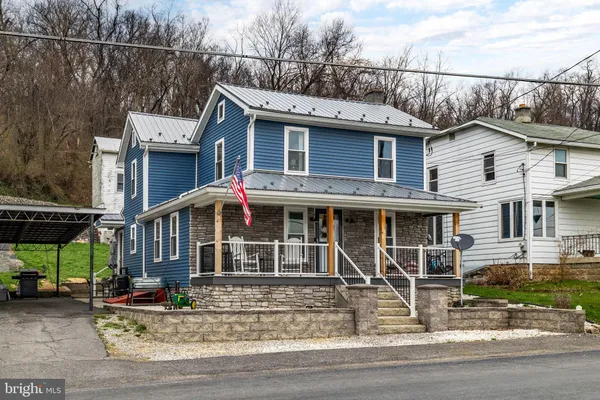 $245,000 | 1760 Main Street, Port Trevorton, PA 17864
